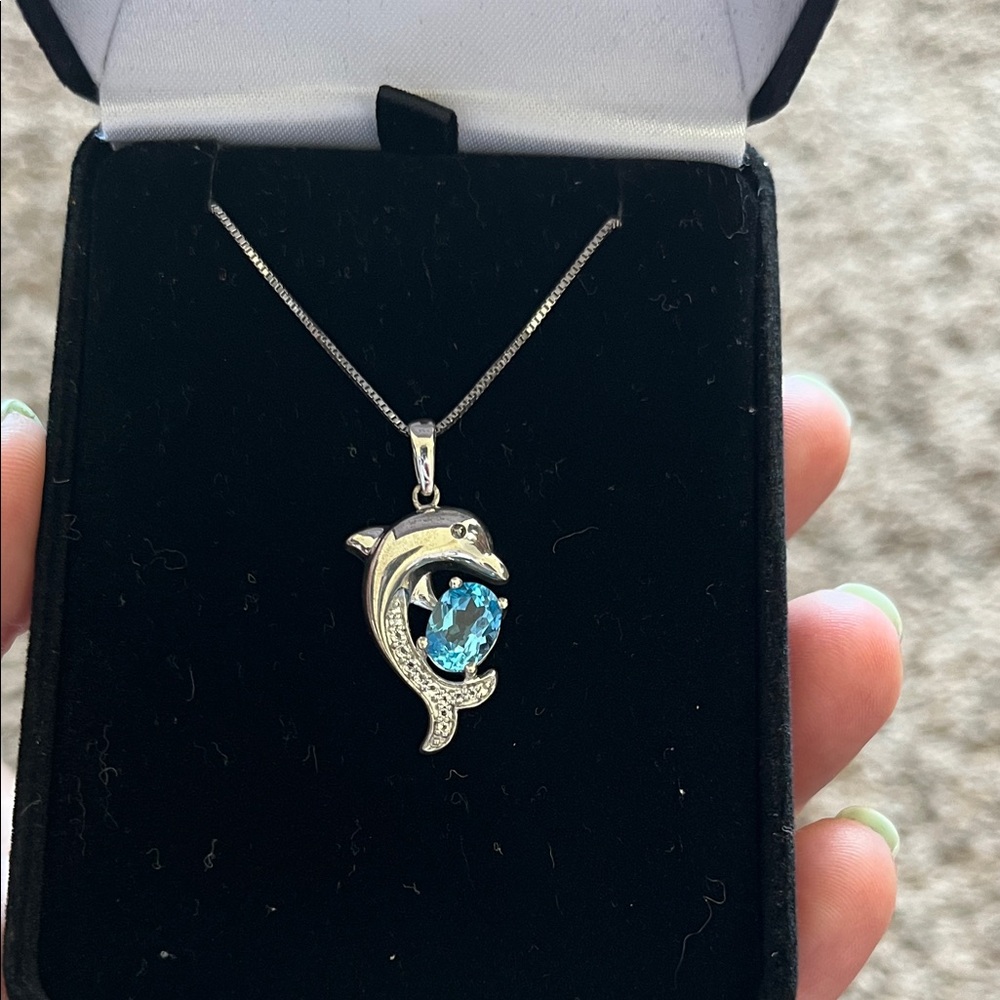 Kay Jewelers Dolphin Necklace - Picture 2 of 3